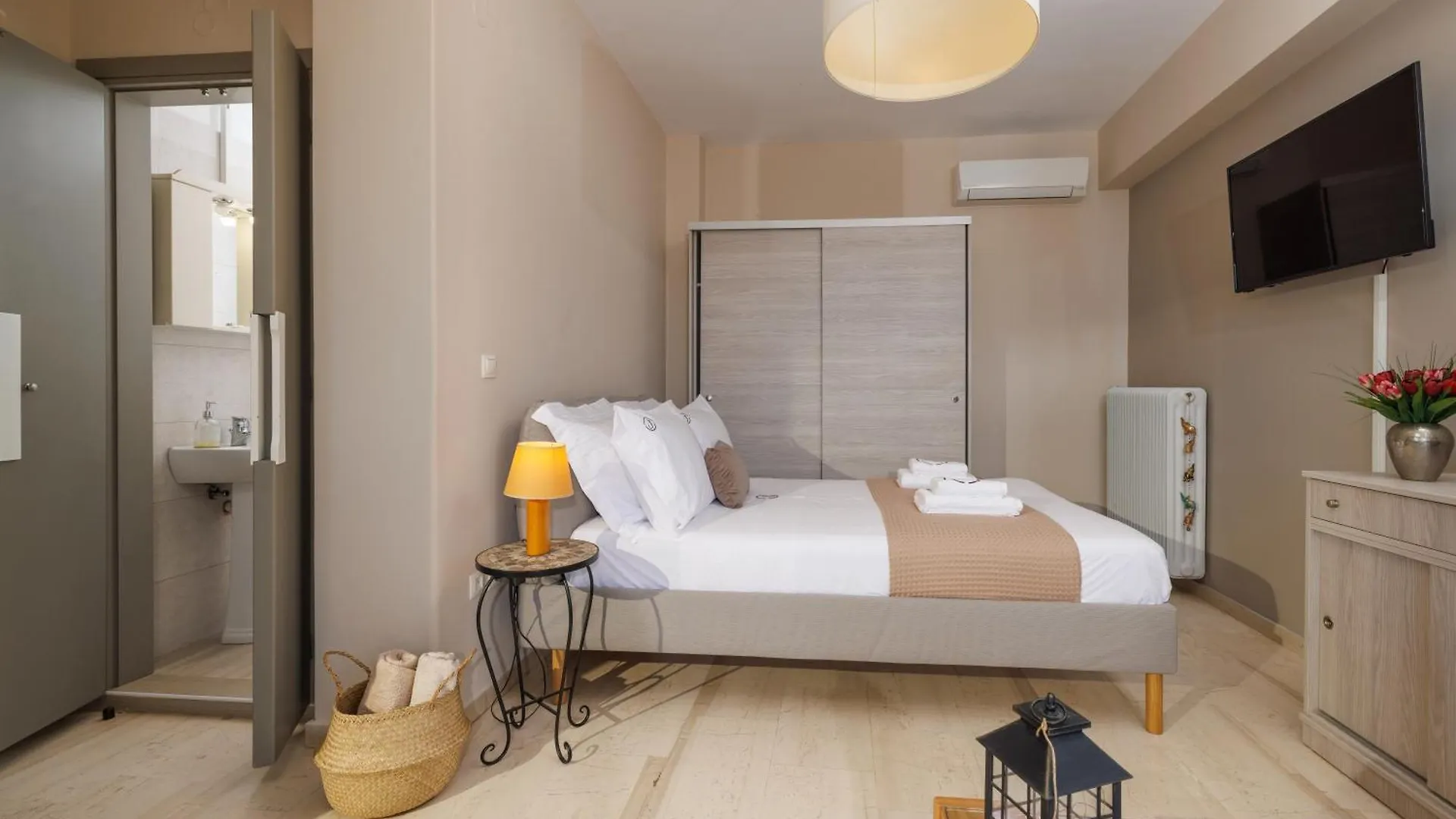 Jolly E Suite With Terrace 10 Min From Port By Hospi Heraklion
